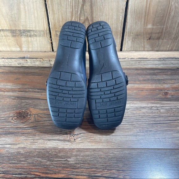 New Easy Street Comfort Wave Navy Blue Slip on Flats Womens shoes size 7.5 - Picture 3 of 15